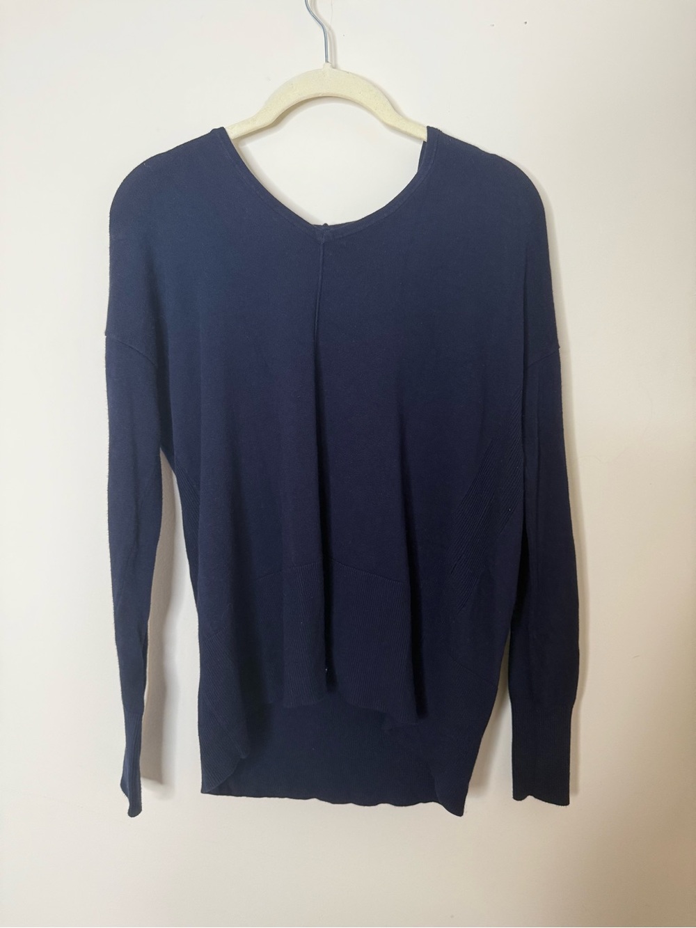 Elliott Lauren Navy Long Sleeve V-Neck Sweater